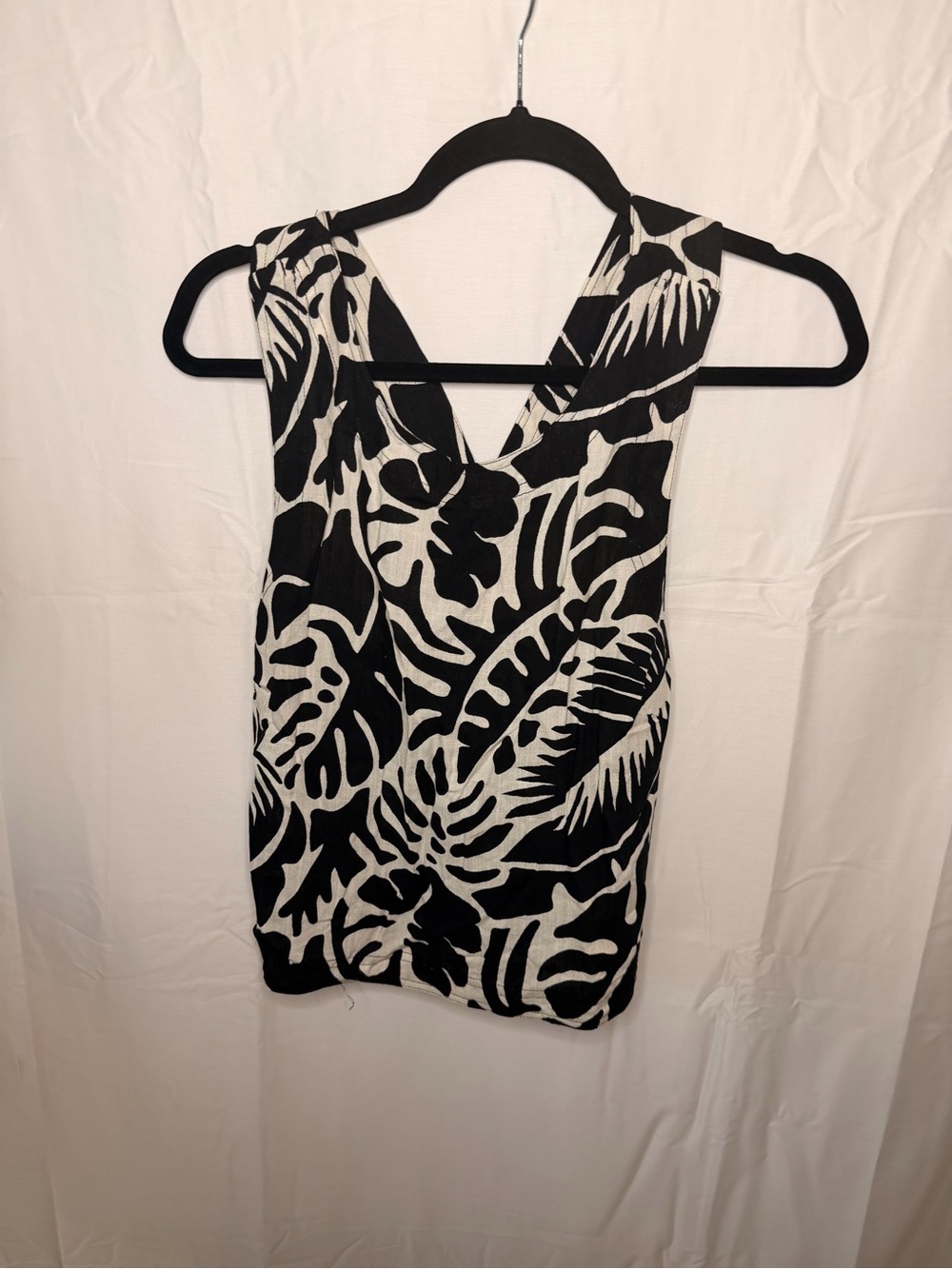 Rose & Olive Black and White Tropical Print Tank Top